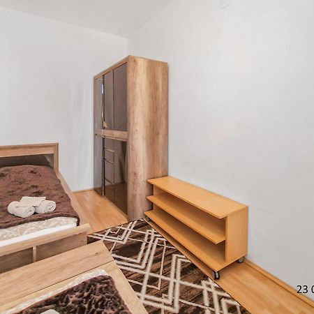 Elegant Three-Bedroom Suite เวียนนา ภายนอก รูปภาพ
