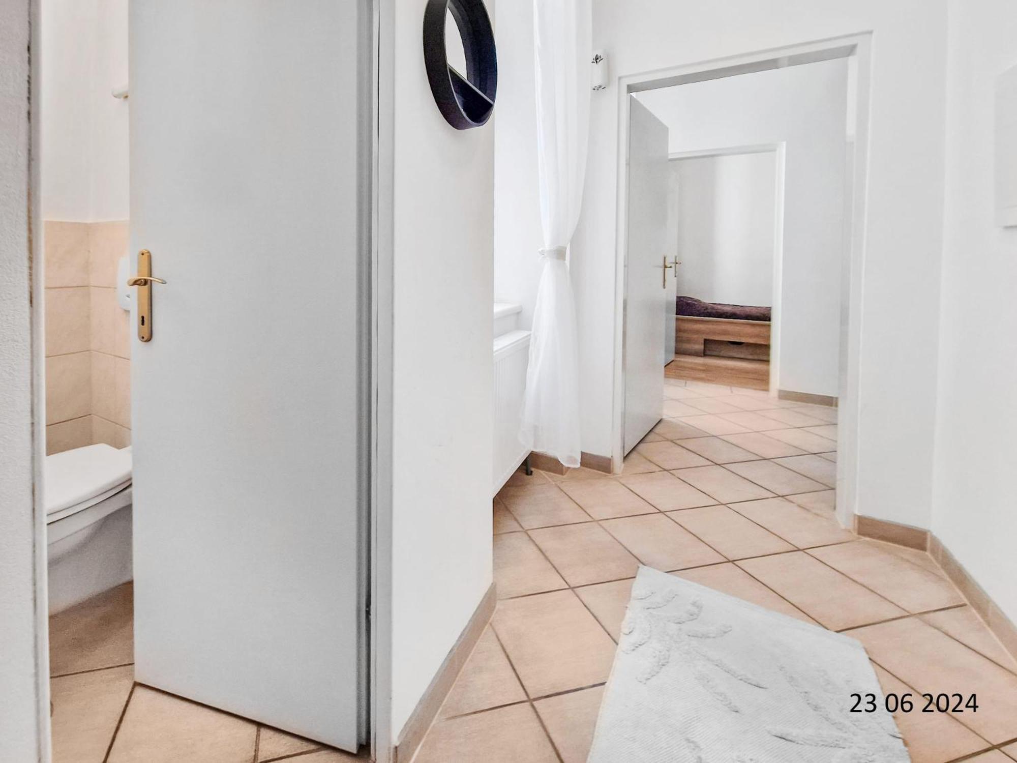 Elegant Three-Bedroom Suite เวียนนา ภายนอก รูปภาพ