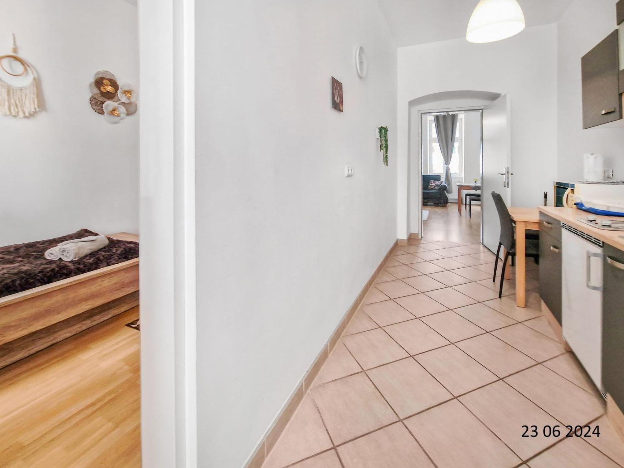 Elegant Three-Bedroom Suite เวียนนา ภายนอก รูปภาพ