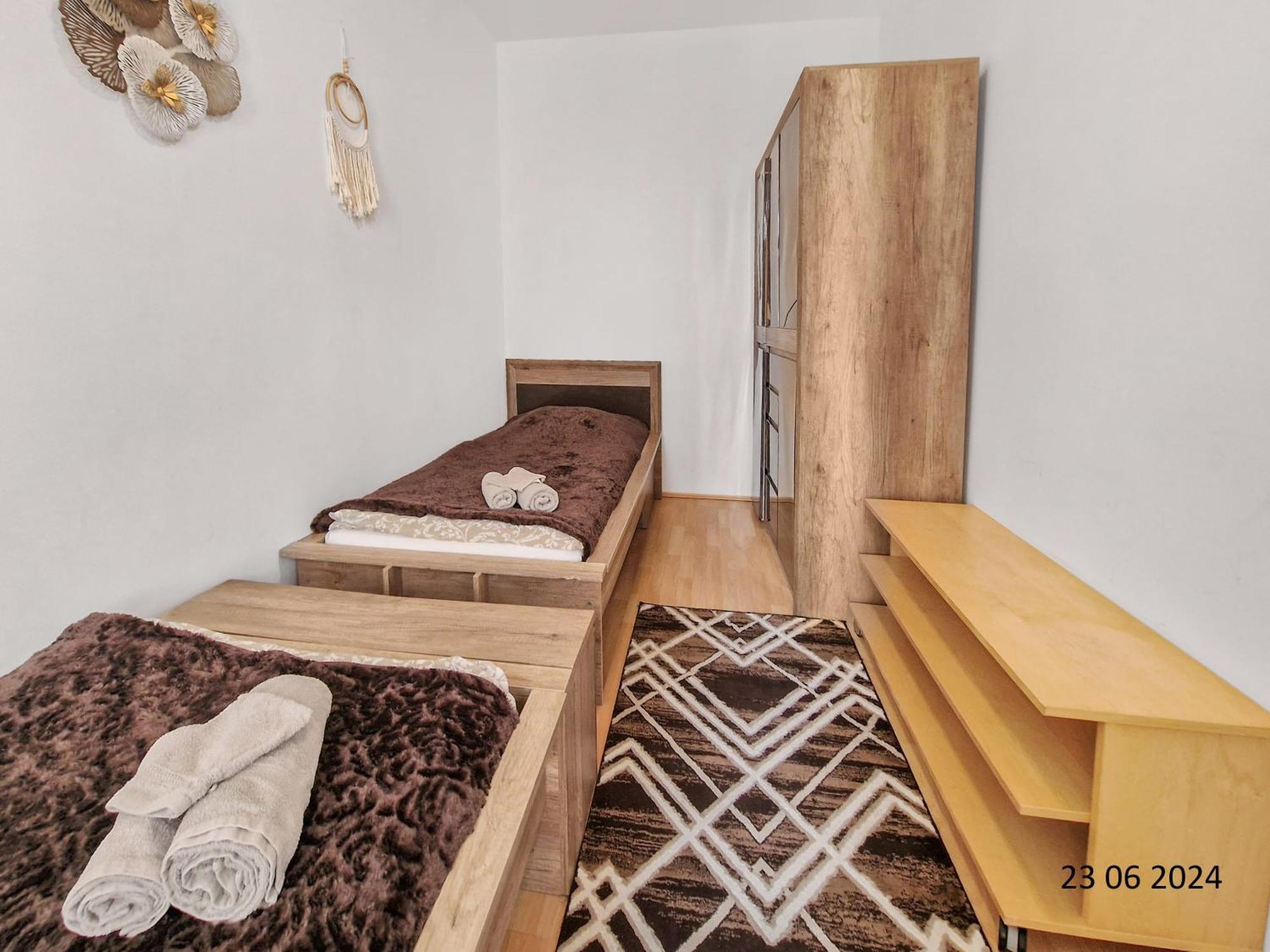 Elegant Three-Bedroom Suite เวียนนา ภายนอก รูปภาพ