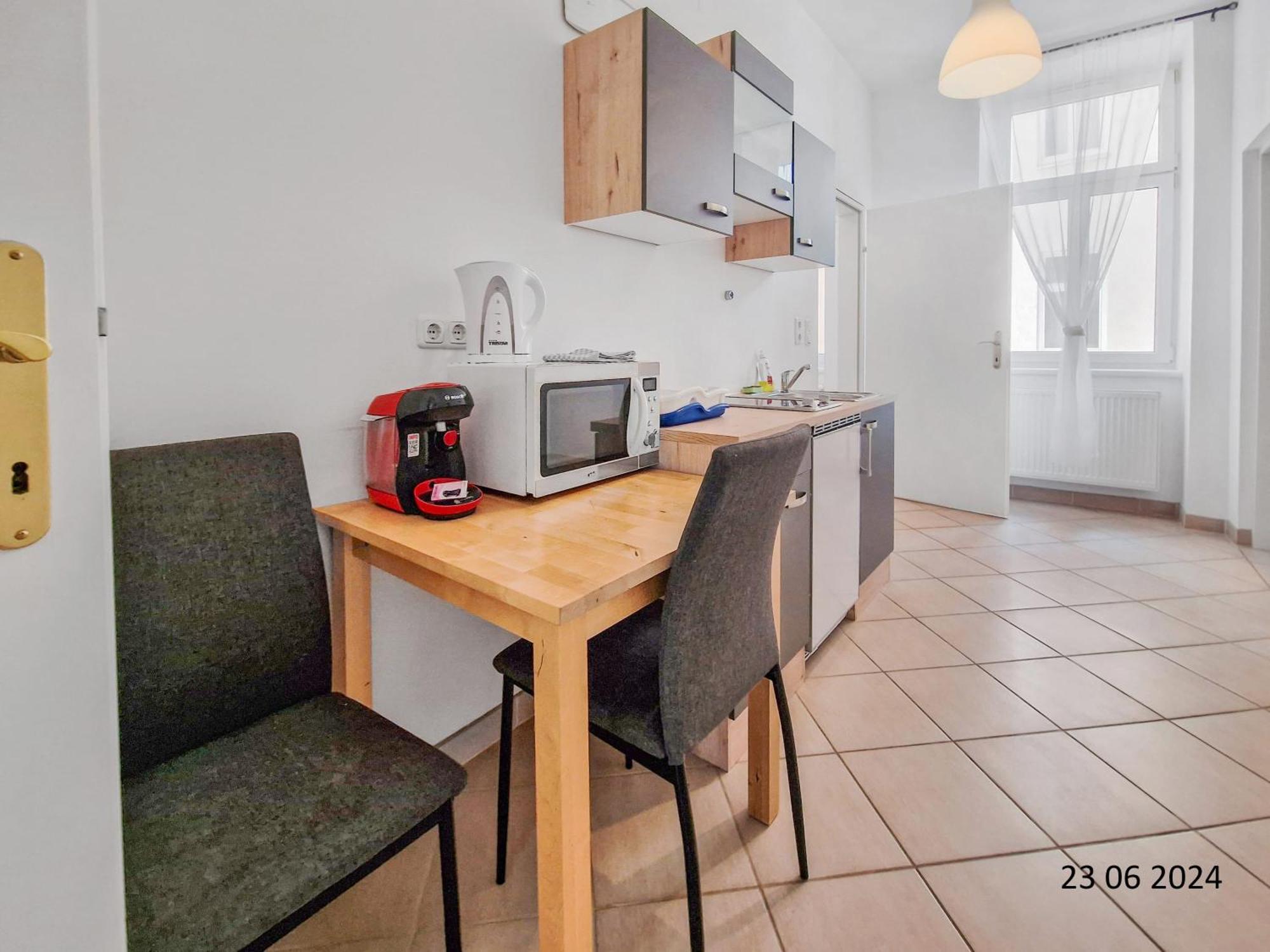 Elegant Three-Bedroom Suite เวียนนา ภายนอก รูปภาพ