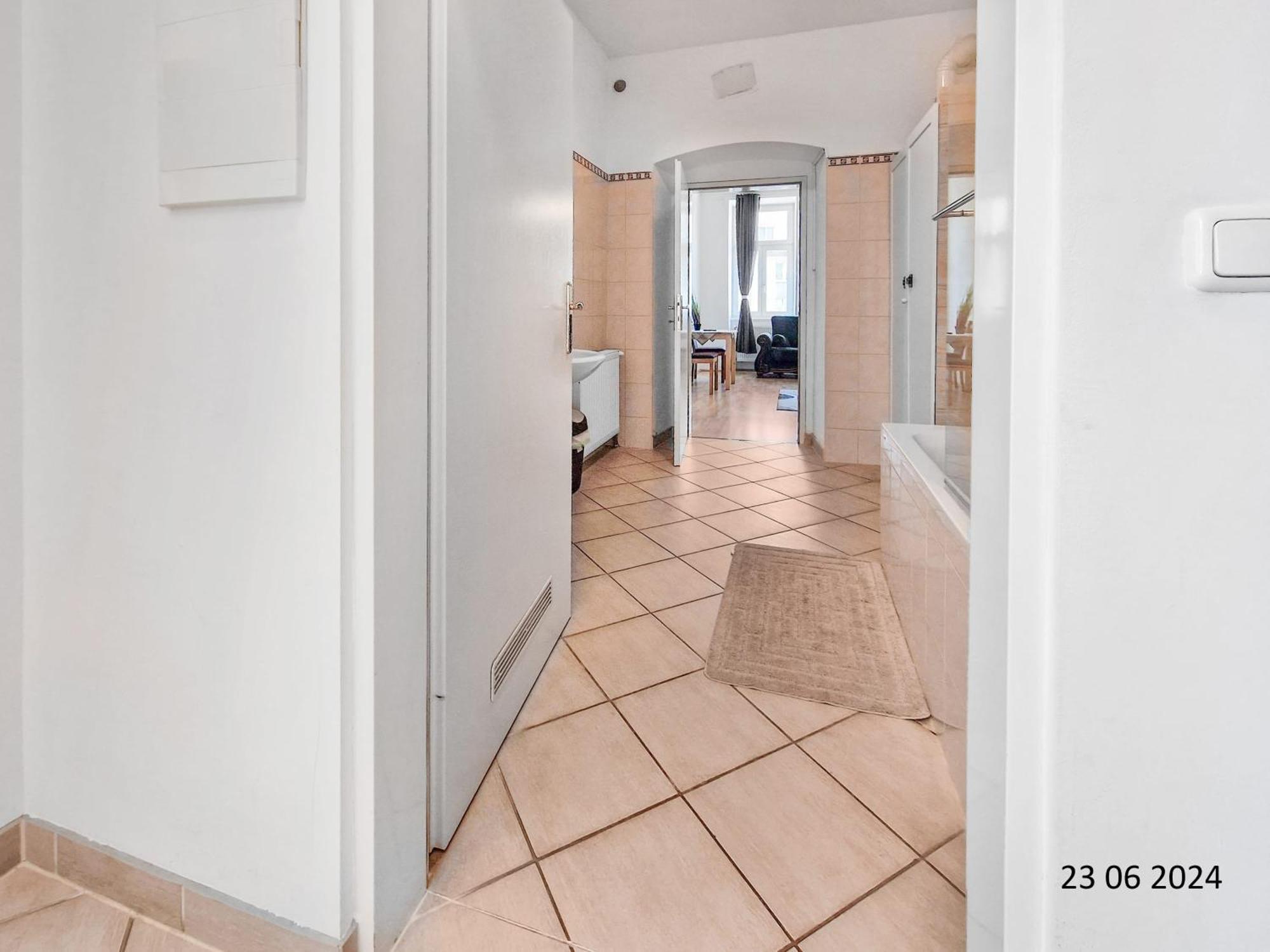 Elegant Three-Bedroom Suite เวียนนา ภายนอก รูปภาพ