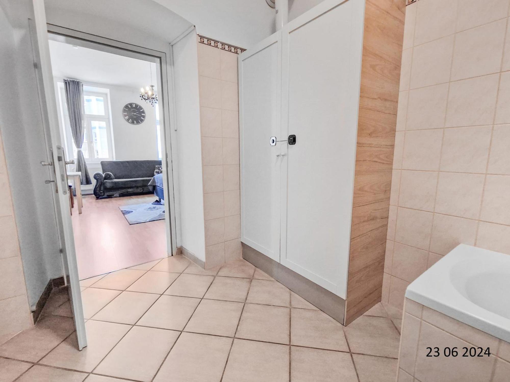 Elegant Three-Bedroom Suite เวียนนา ภายนอก รูปภาพ