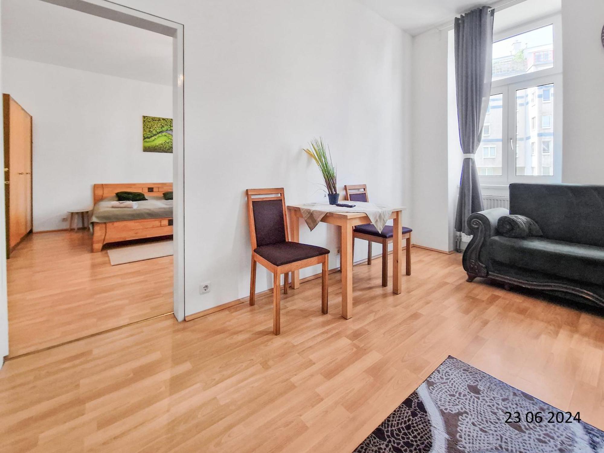 Elegant Three-Bedroom Suite เวียนนา ภายนอก รูปภาพ